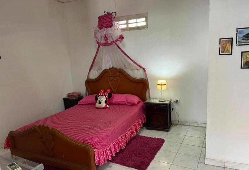 Apartamentos Y Estudios Manga Real