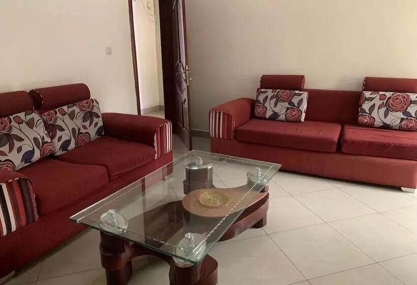 تختخواب و صبحانه Gorilla Home Stay