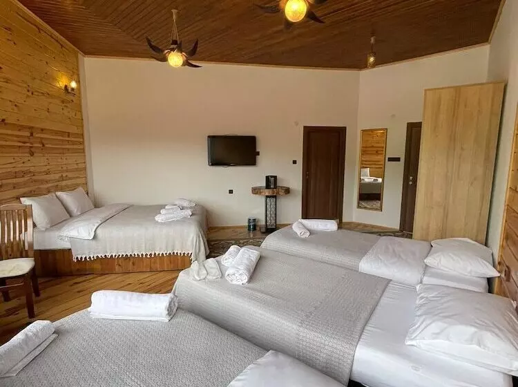 Aamiaismajoitus (B&B) Karadeniz Kus Cenneti Otel
