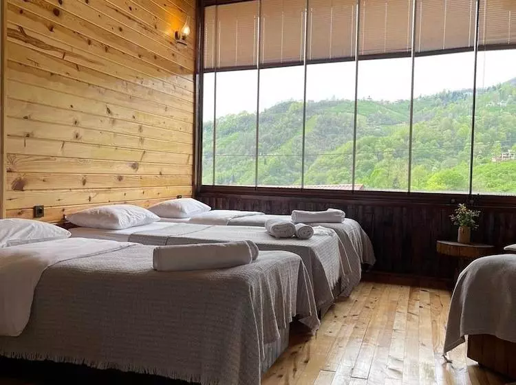 Aamiaismajoitus (B&B) Karadeniz Kus Cenneti Otel