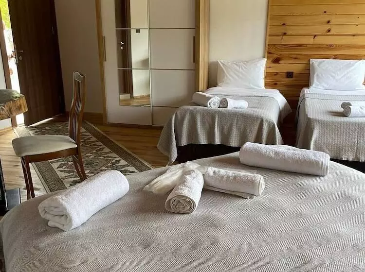 Aamiaismajoitus (B&B) Karadeniz Kus Cenneti Otel
