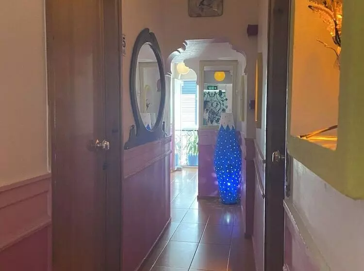 ホテル Can Butik Pansiyon