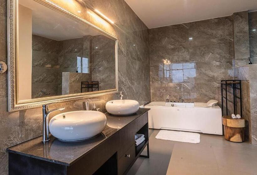 هتل Cleo Lake Kivu