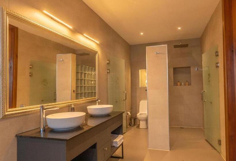 هتل Cleo Lake Kivu