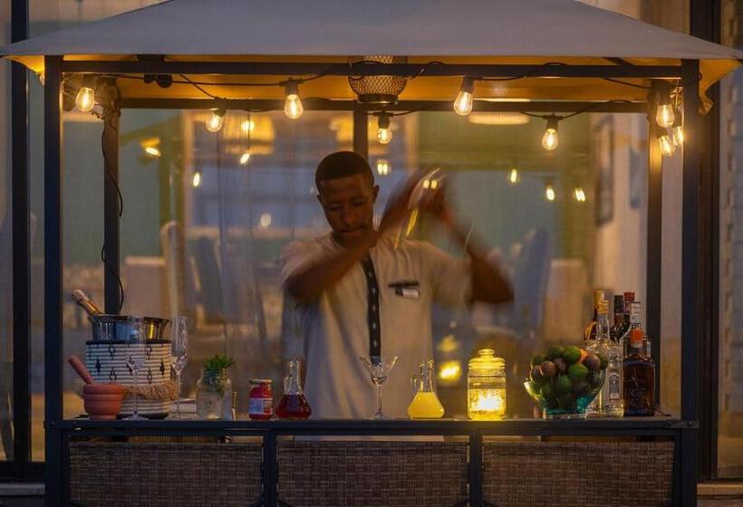 هتل Cleo Lake Kivu