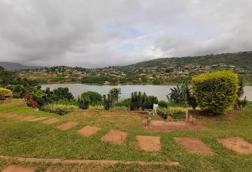 Hotelli Ezweni Lodge