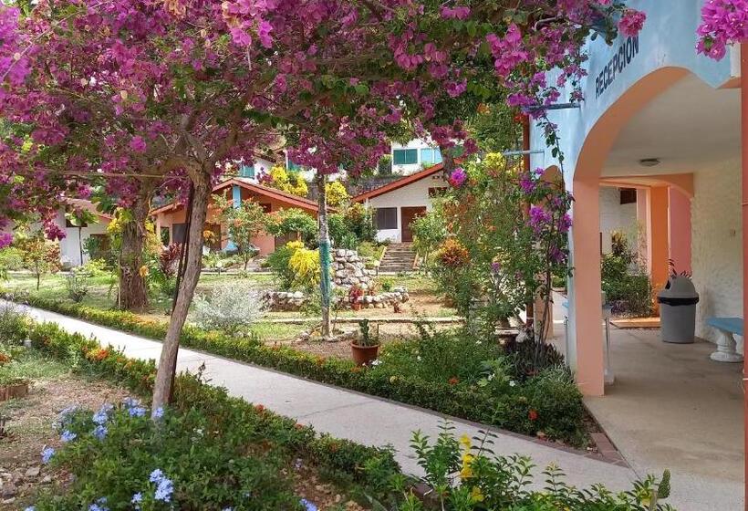 هتل Las Brisas Del Pacifico