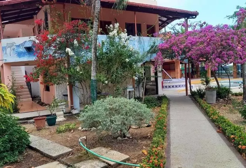 Hotelli Las Brisas Del Pacifico