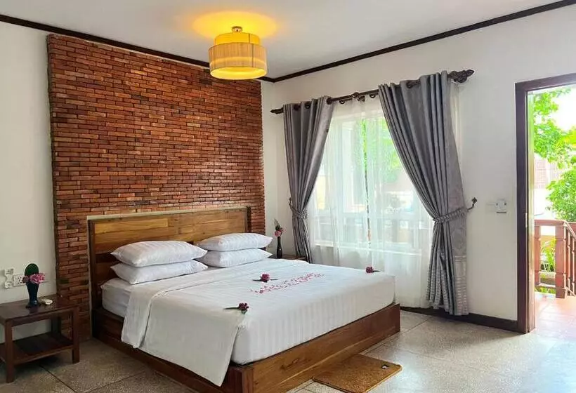 Hotelli Lucky Private Boutique Pool Villa