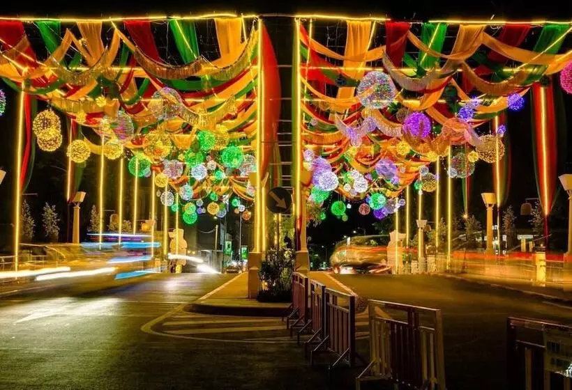 Hotelli Lucky Private Boutique Pool Villa