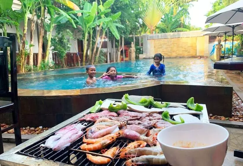 Hotelli Lucky Private Boutique Pool Villa