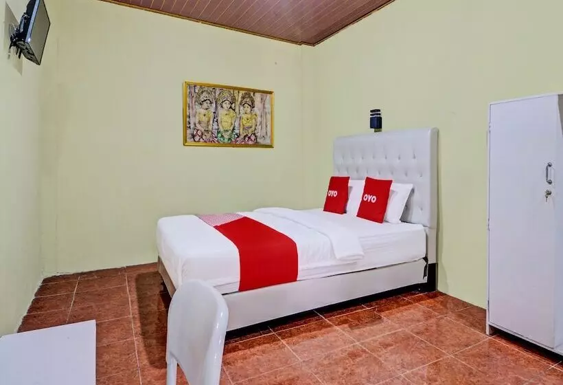 ホテル Maharani Guest House Syariah By Oyo