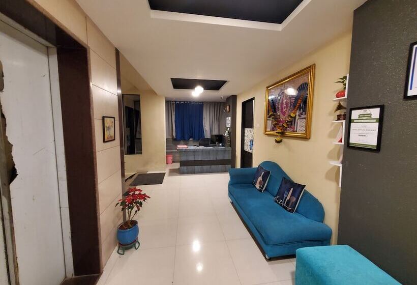 Hotel Mari Aai Residency