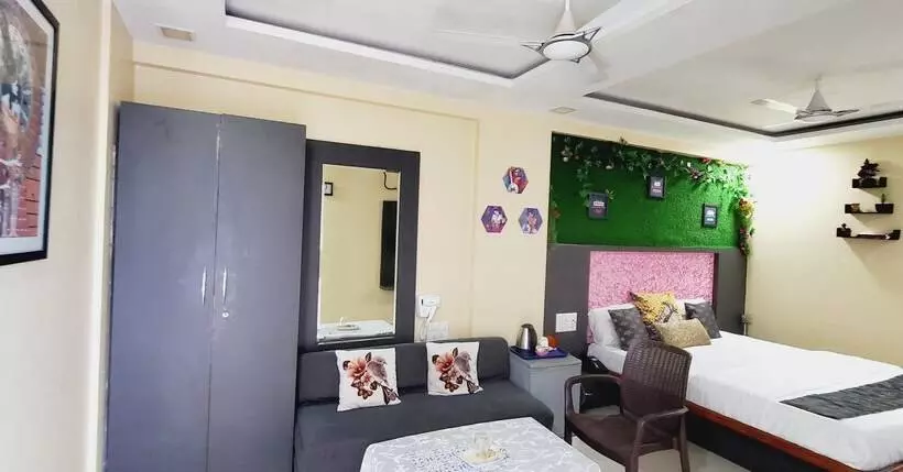 Hotelli Mari Aai Residency