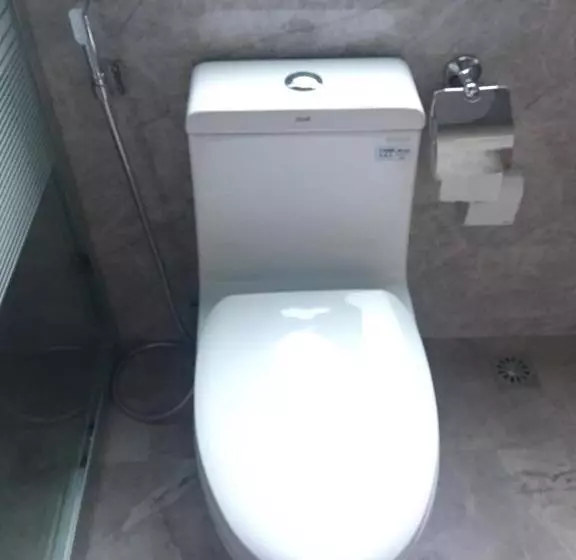 Majatalo March Garden Next To The Furniture Market