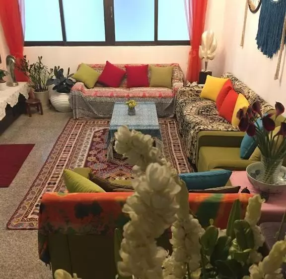 Majatalo March Garden Next To The Furniture Market