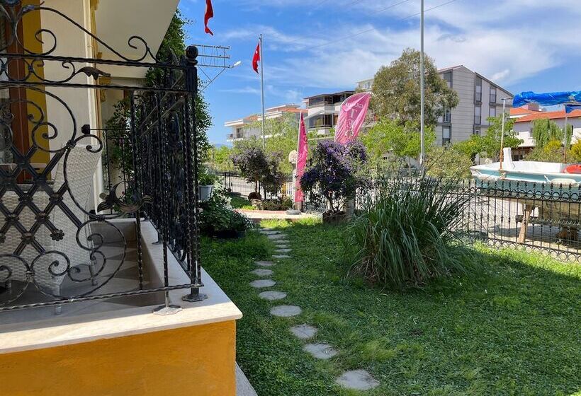 Grand Teoshan Otel Ve Tatil Evleri