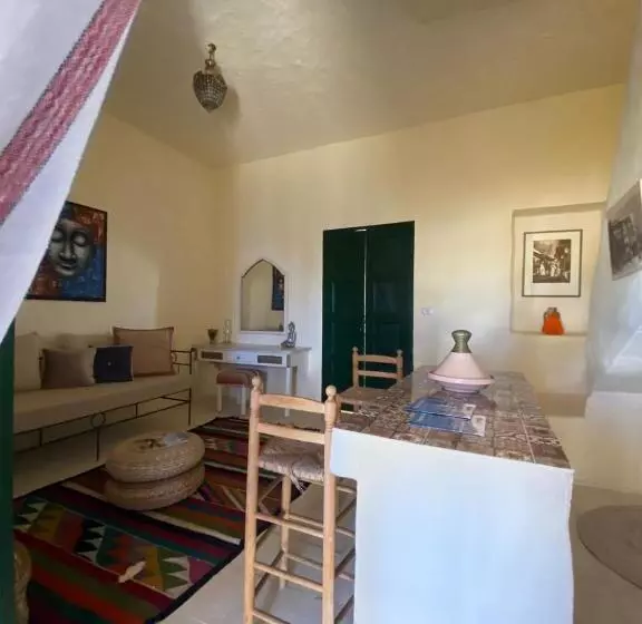 ベッドアンドブレックファースト Dar Oueghlani   Maison D Hôtes