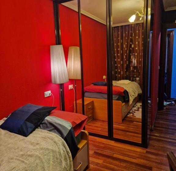 تختخواب و صبحانه Piso