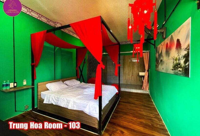 Couple Hotel Khach San Tinh Yeu