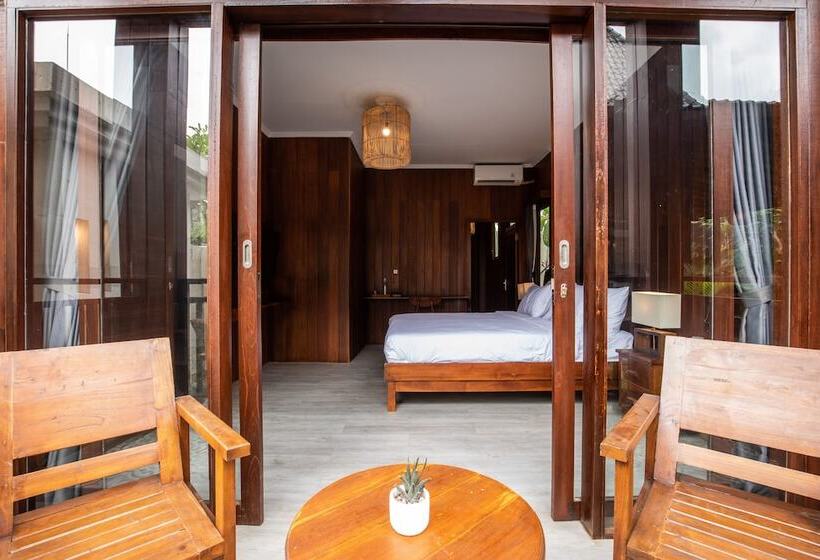 ホテル Dadeka Canggu