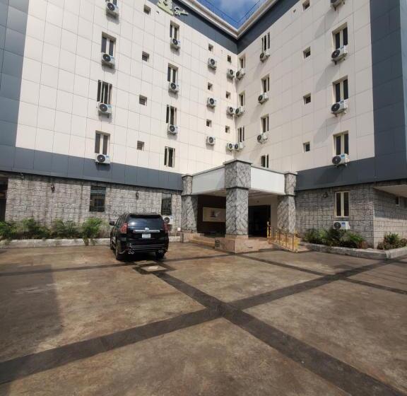 Greatville Hotel Signature