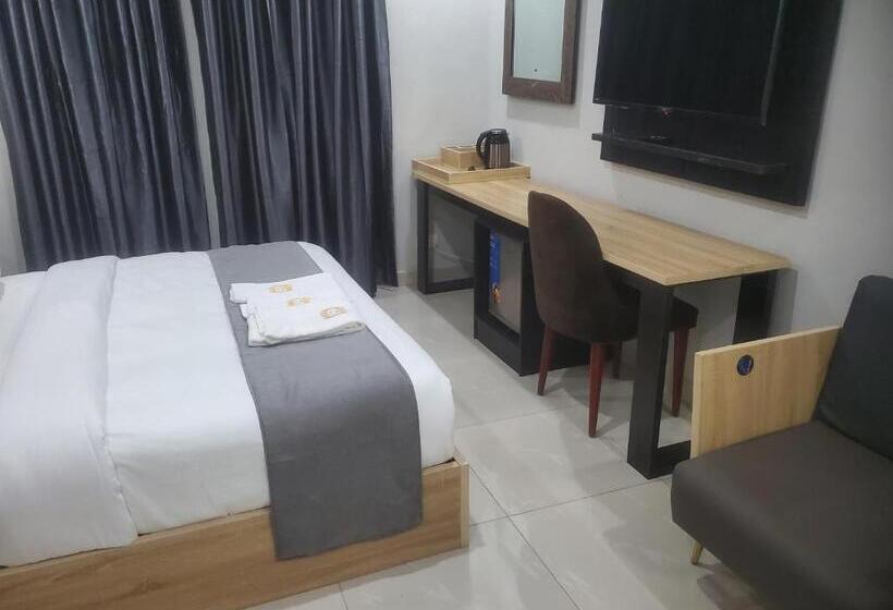 Greatville Hotel Signature