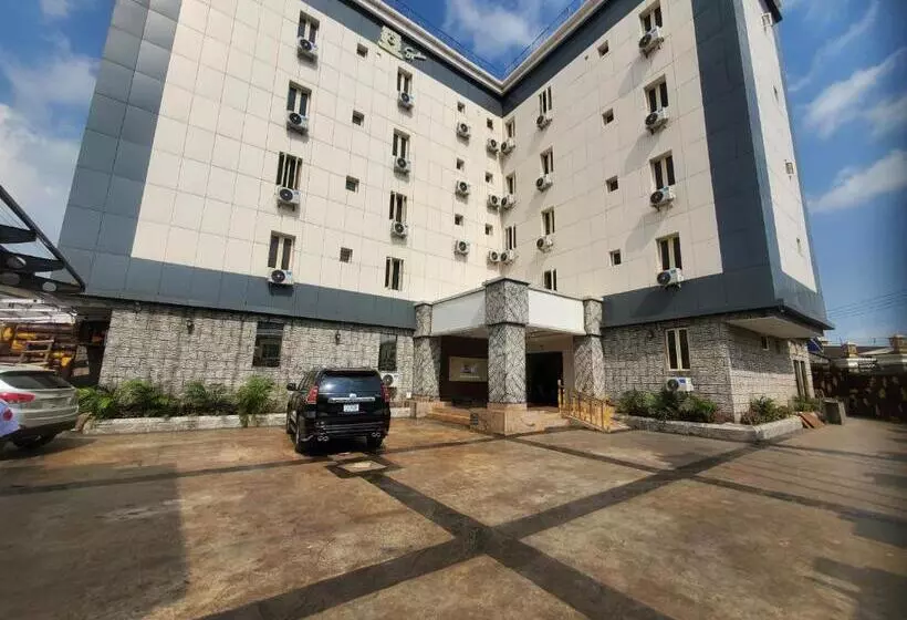 Greatville Hotel Signature