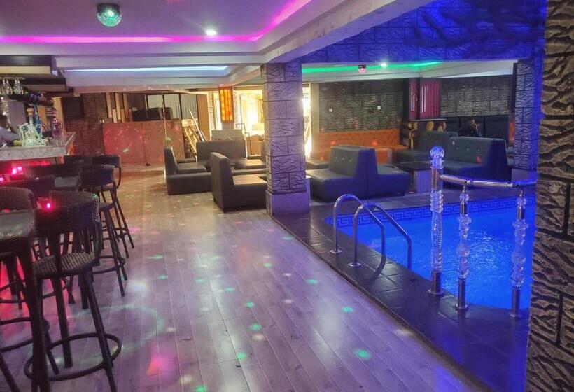 Greatville Hotel Signature