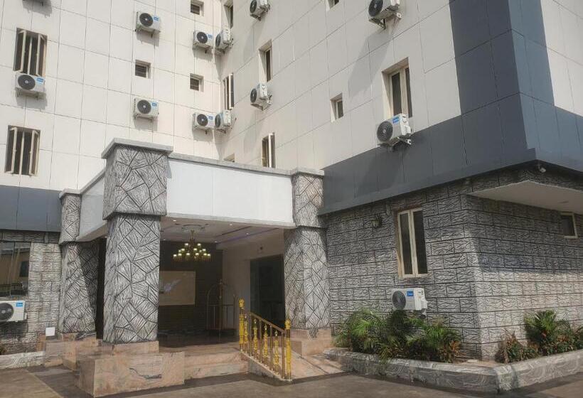 Greatville Hotel Signature