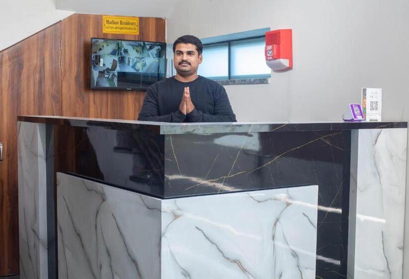 Отель Madhav Residency