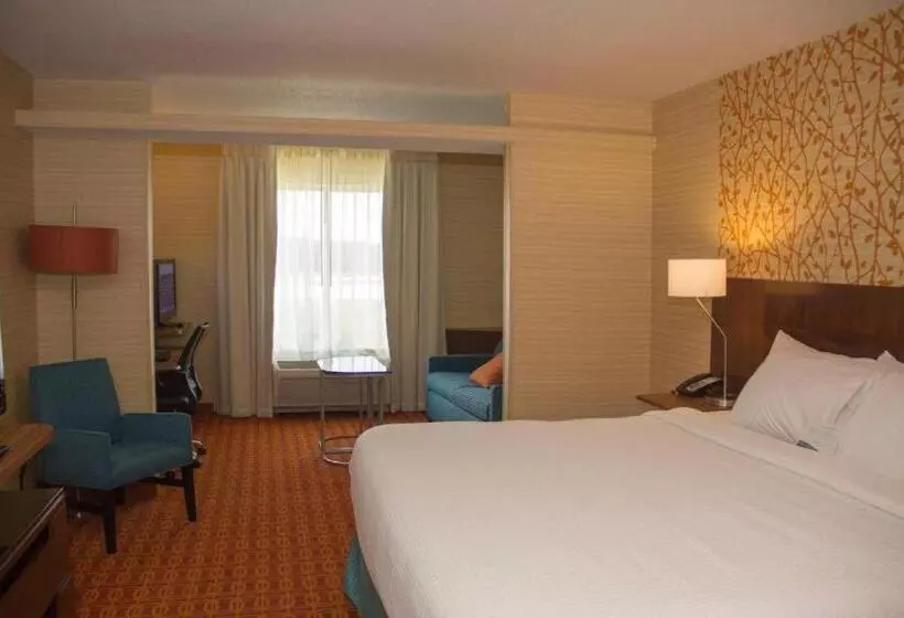 ホテル Peachtree Inn & Suites