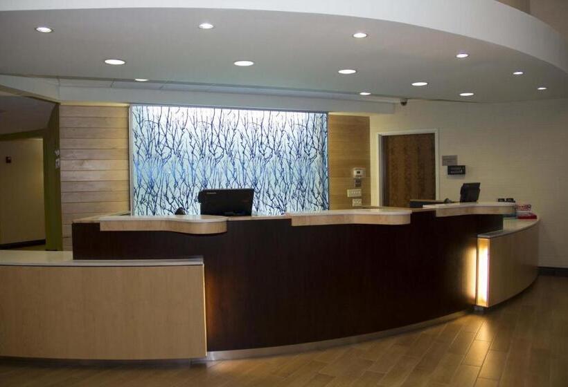 فندق Peachtree Inn & Suites