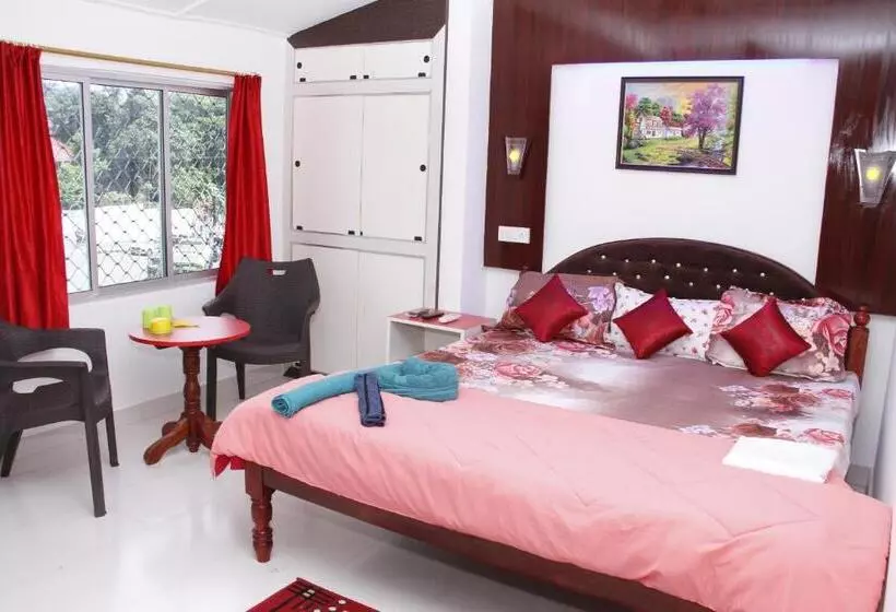 ホテル Ratnoop Inn  Enjoy The Premium Home Stay
