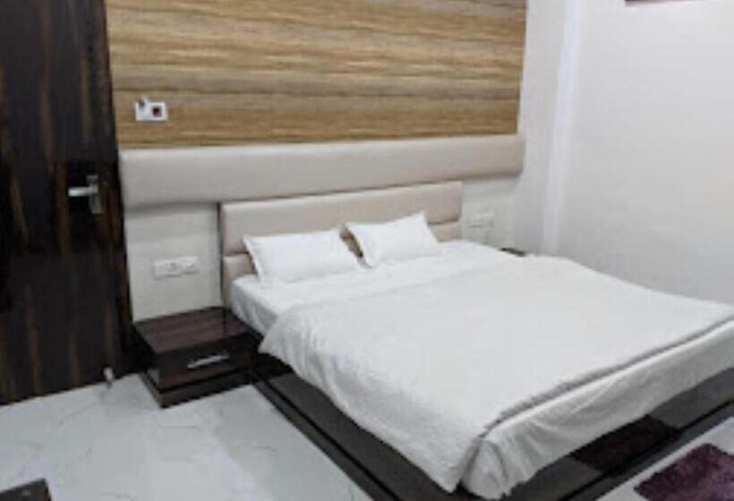 בית מלון כפרי The Marvellous,jhansi