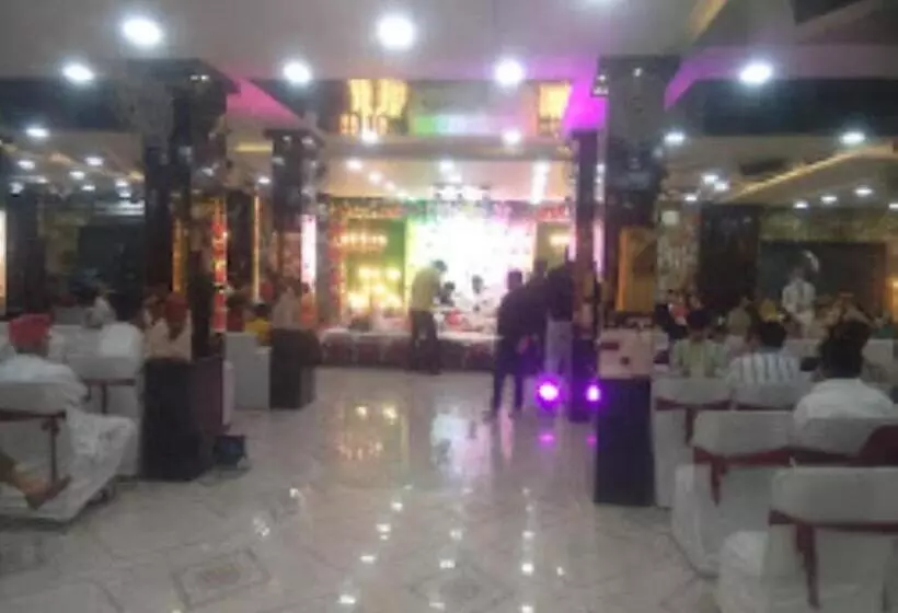 ホテル The Marvellous,jhansi