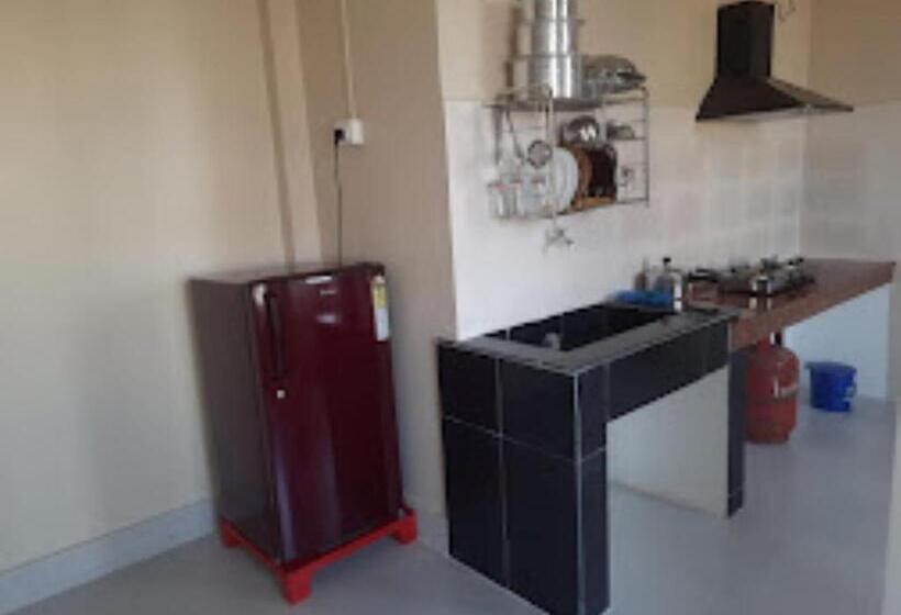 בית מלון כפרי Urban Residency, Dimapur