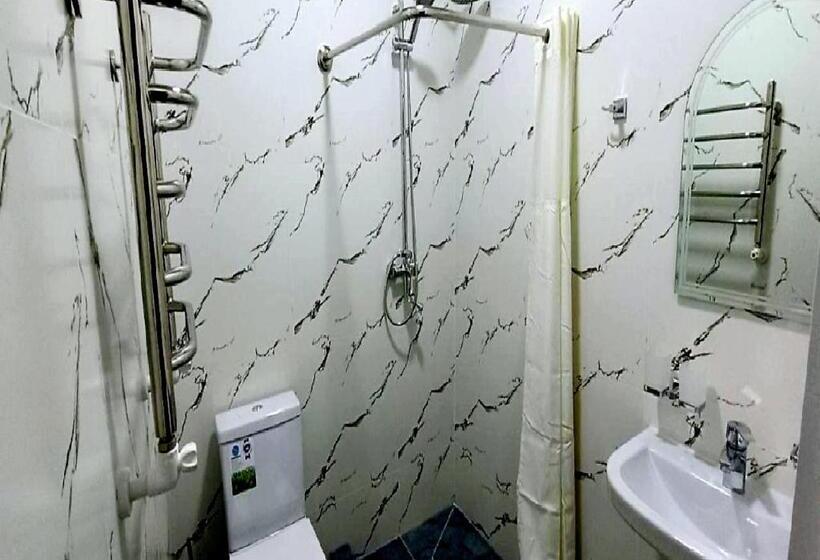 Pensão Alifa Lux Guesthouse