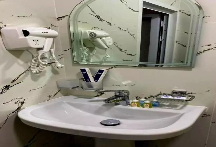 ペンション Alifa Lux Guesthouse