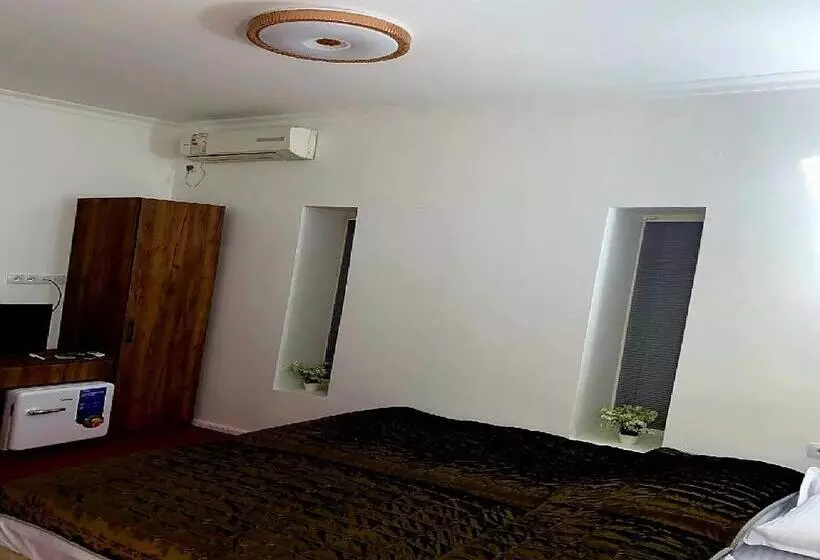 ペンション Alifa Lux Guesthouse