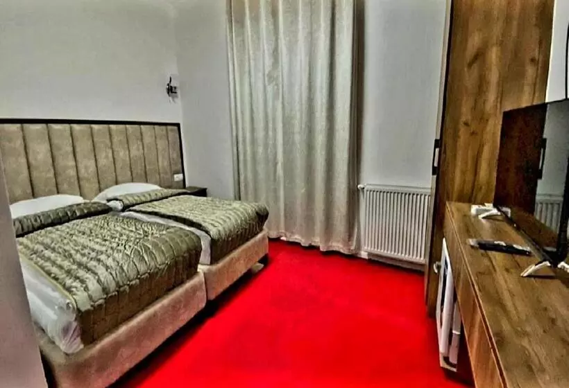 ペンション Alifa Lux Guesthouse