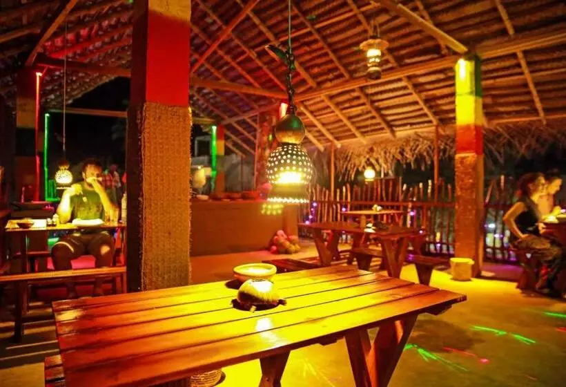 Majatalo Coconut Style Restaurant & Milinda Guest