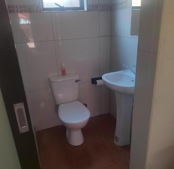 פנסיון Laguna Guesthouse