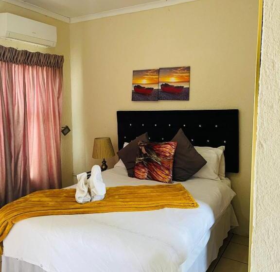 פנסיון Laguna Guesthouse