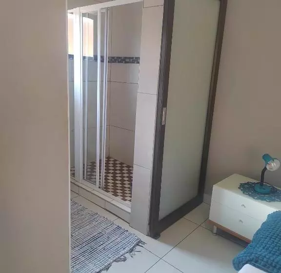 Majatalo Laguna Guesthouse