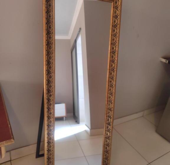 פנסיון Laguna Guesthouse