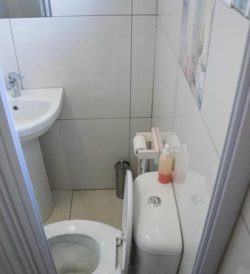 פנסיון Laguna Guesthouse