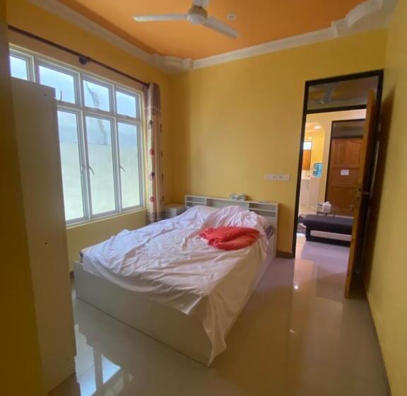 پانسیون Maavaharu K.huraa