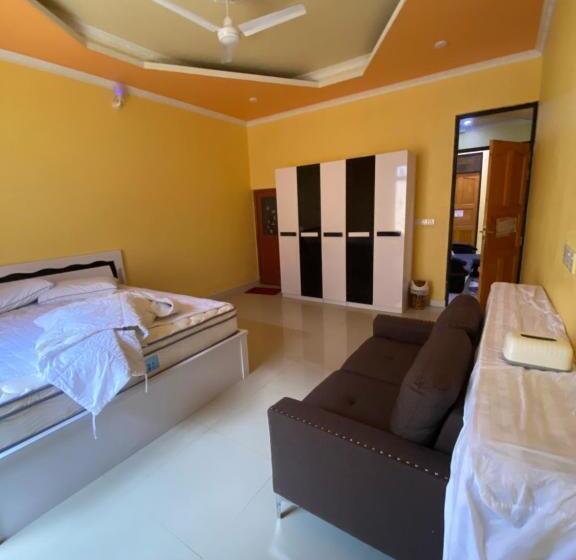 پانسیون Maavaharu K.huraa