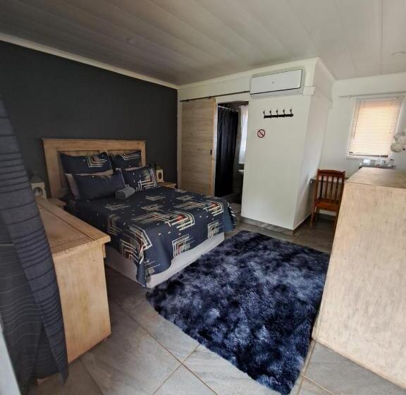 פנסיון Ndlovu Guesthouse Northam